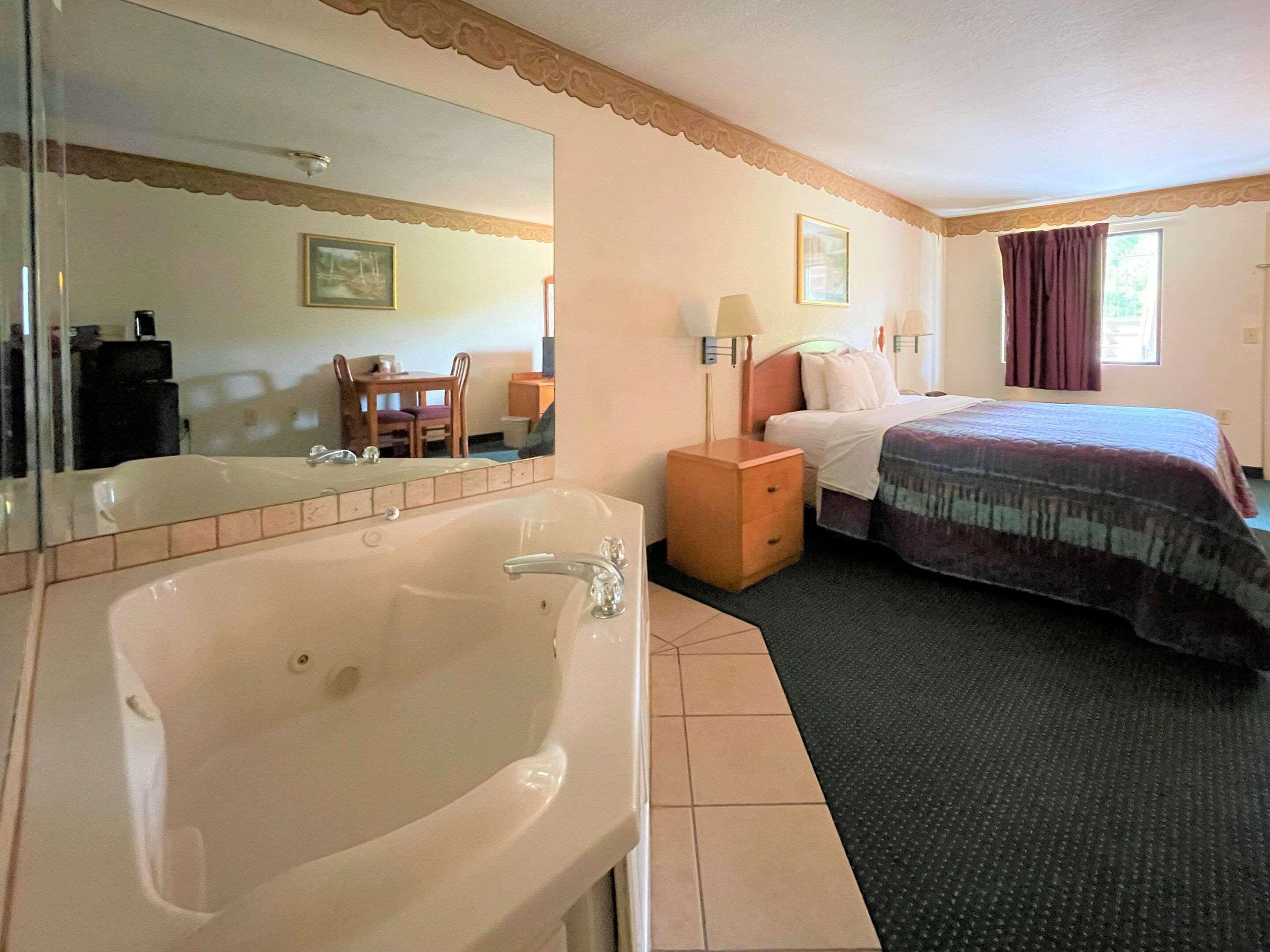 Days Inn Sandersville Ngoại thất bức ảnh